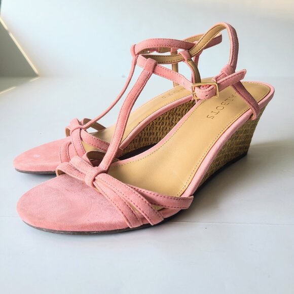 Talbots Shell Coral Pink Genuine Suede Royce T-Strap Kitten Wedge Heel Sandals 7 - Picture 8 of 10
